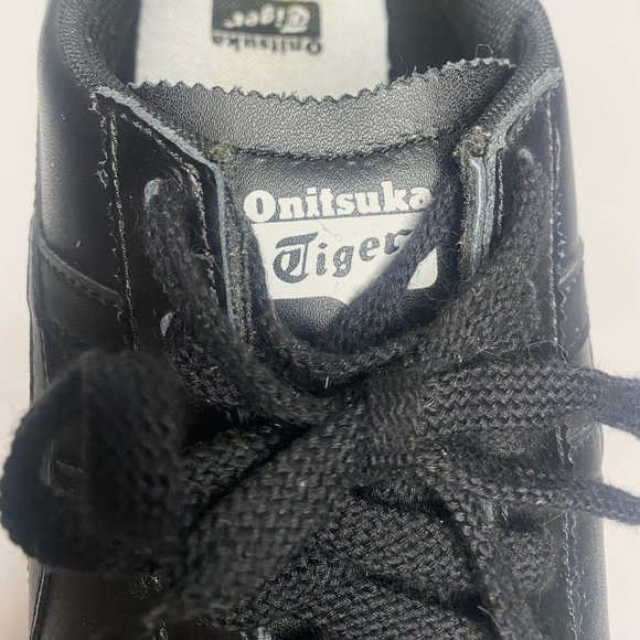 Onitsuka Tiger by ASICS Expresive Sneaker Women's Sneaker- Size 9 - Picture 4 of 5